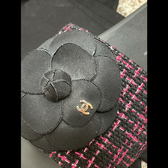 🖤💓Chanel Tweed Sandels 💓🖤 - Picture 4 of 11